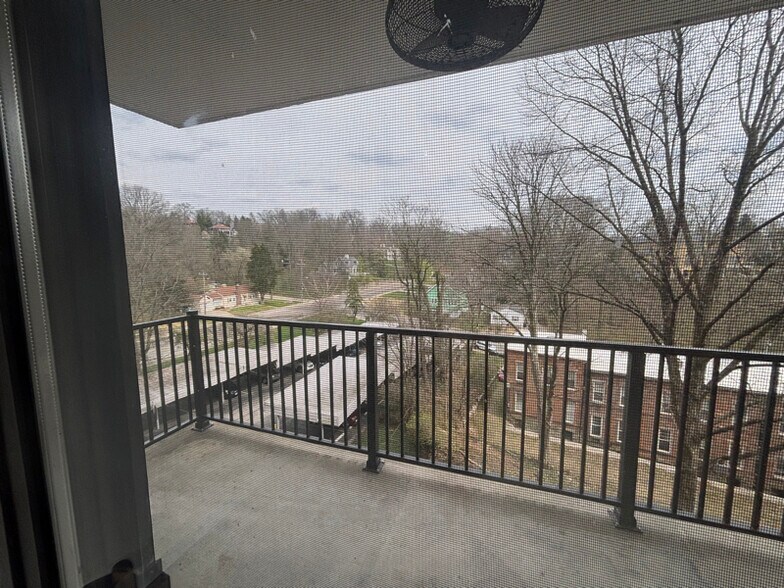 Building Photo - 1815 William Howard Taft Rd