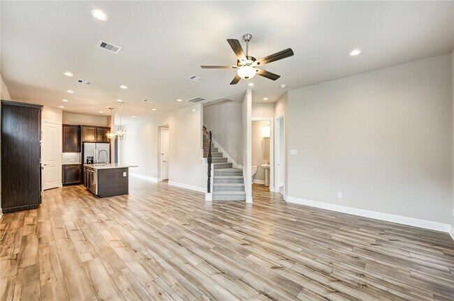 Building Photo - 4209 Colony Pines Ln