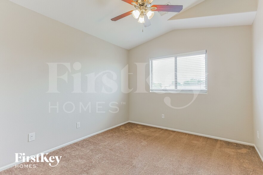 Building Photo - 34841 Karan Swiss Cir