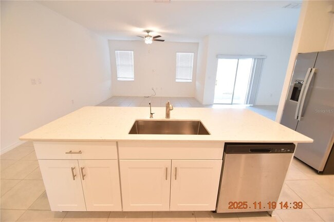 Building Photo - 6252 Shiner St