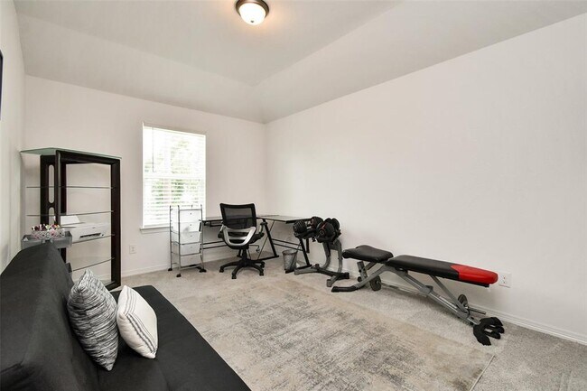 Building Photo - 8922 Stanley Oak Dr
