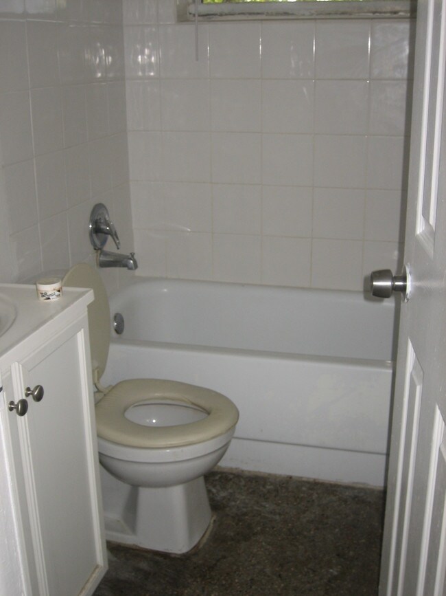  - Royal Atlantic Apartments