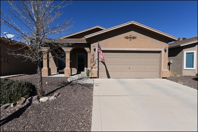 Building Photo - 14365 Valley Light Ct