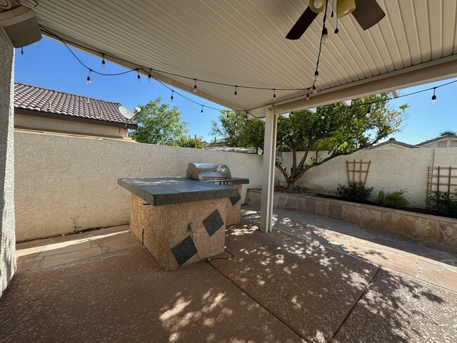 Building Photo - 7944 Quail Harbor St