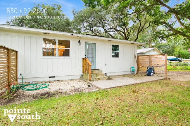 Building Photo - 208 E 22nd Ave