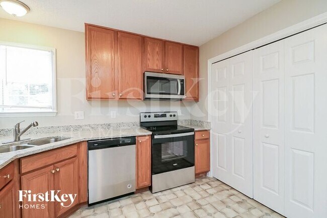 Building Photo - 25 Merrimar Ct