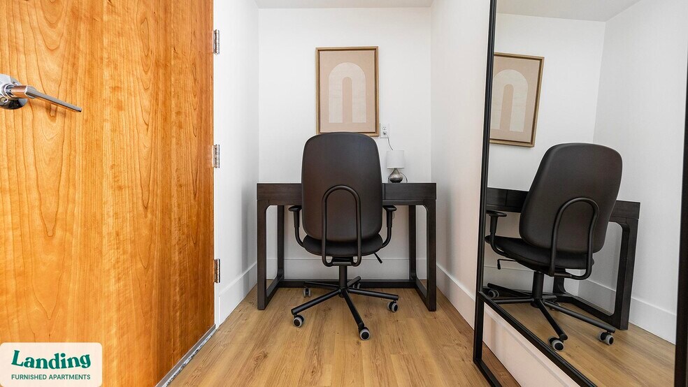 Building Photo - 135 Adams St