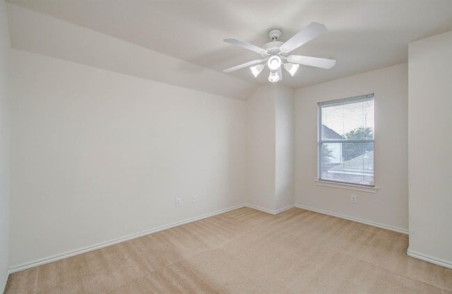 Building Photo - 12026 Parkers Hideaway Dr