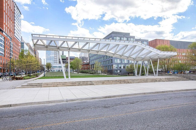Building Photo - 1020 N Durham St