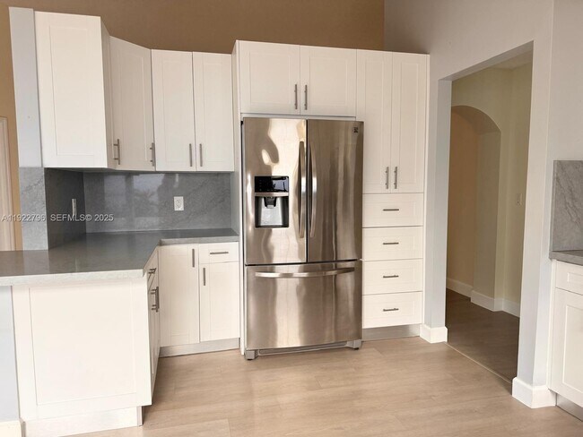 Building Photo - 15430 SW 143rd Terrace