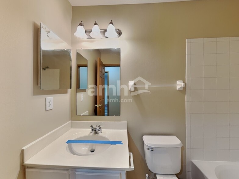 Building Photo - 3894 Snowshoe Ave