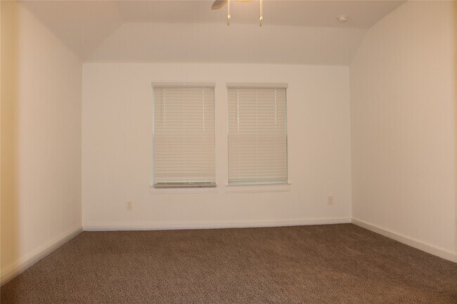 Building Photo - 30114 Ousel Falls Ln