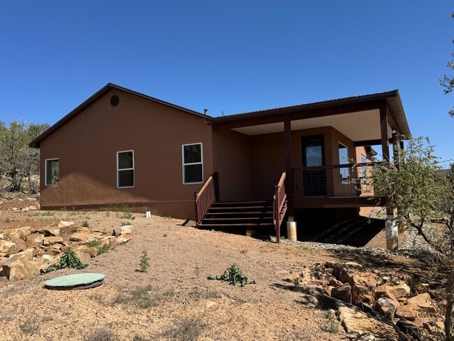 Building Photo - Brand new 3 bedroom, 2 bathroom home in Cedar Crest, NM