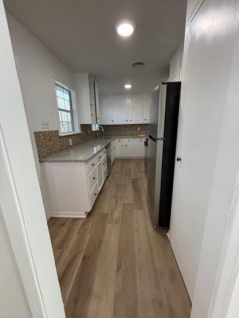 Building Photo - 164 Eisenhower Blvd