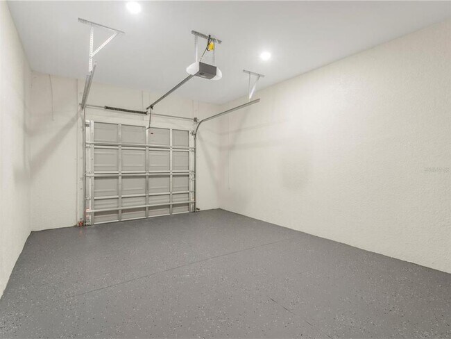 Building Photo - 11976 Tetzel Ave