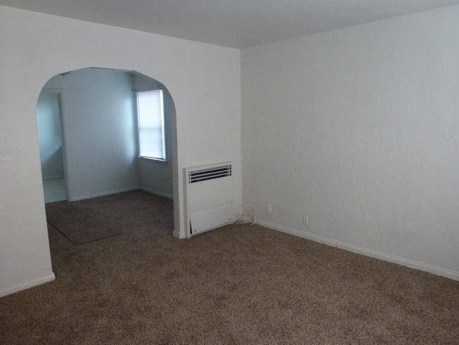 Building Photo - 1437 Lucile Ave