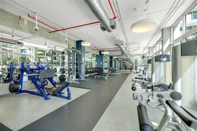 Building Photo - 1200 West Dr