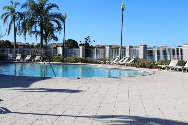 Building Photo - 5065 Wiles Rd