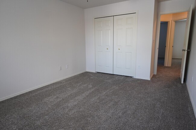 Building Photo - 7527 W Lamplighter St