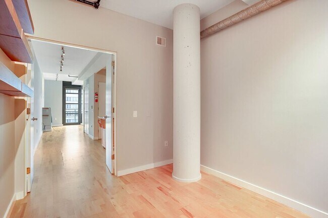 Building Photo - 1125 11th St NW