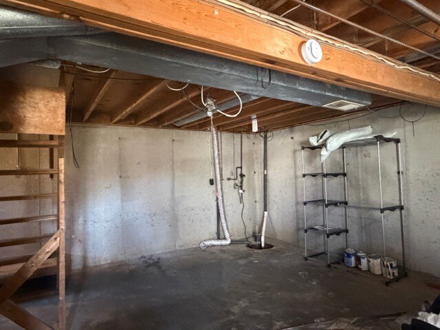 Building Photo - 1215 N 7th St