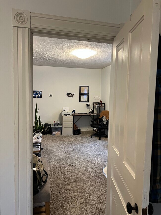 Building Photo - 515-2 Minor Ave