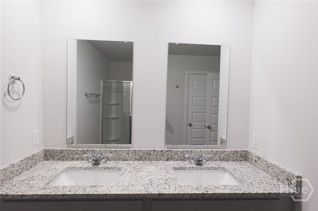 Building Photo - 393 Coconut Dr