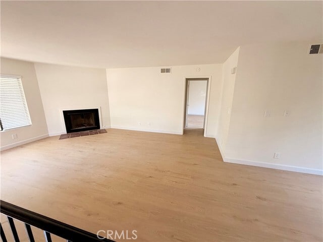 Building Photo - 1524 Buena Vista