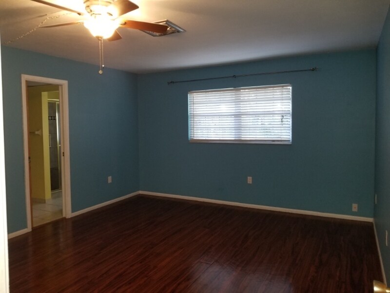 Building Photo - 1165 Fox Creek Dr