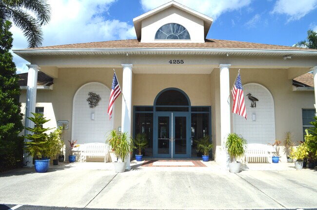 Building Photo - 8370 Wingate Dr