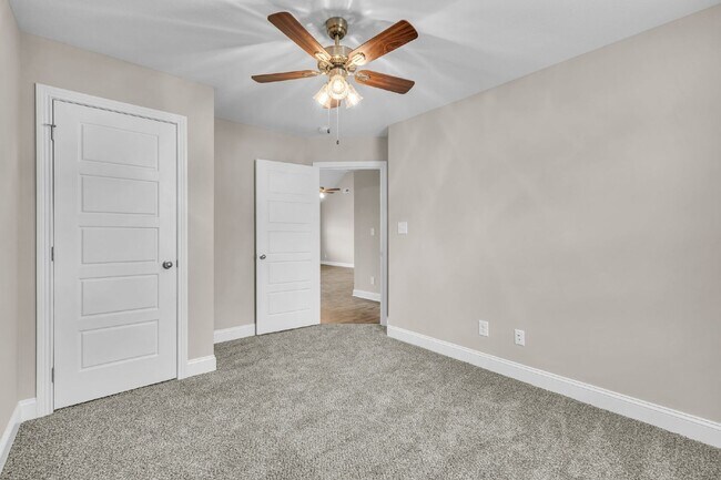 Building Photo - 134 Ardell Dr