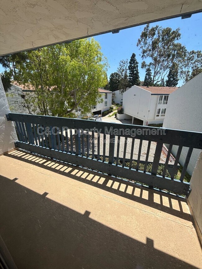 Building Photo - 802 Camino Real