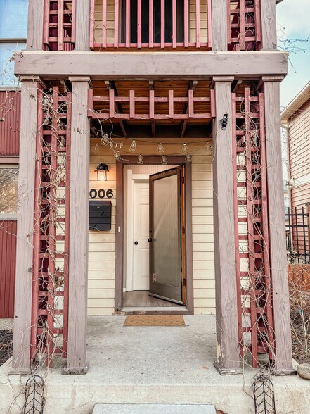 Building Photo - 1006 N New Jersey St