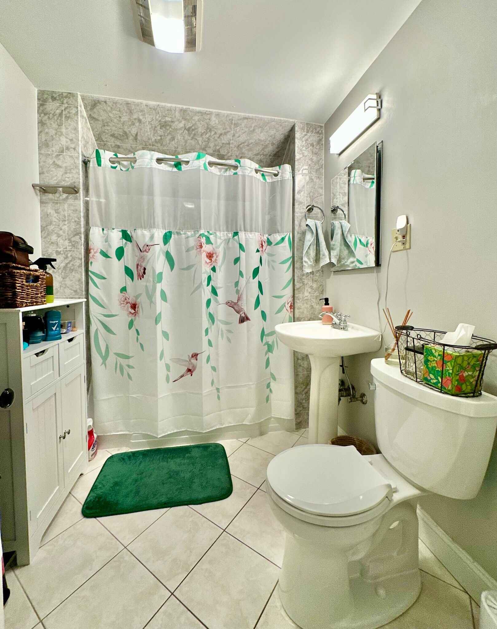 Building Photo - 11 Spring Park Ave