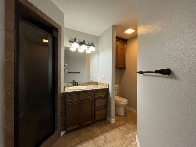 Building Photo - 2901 Dante Dr