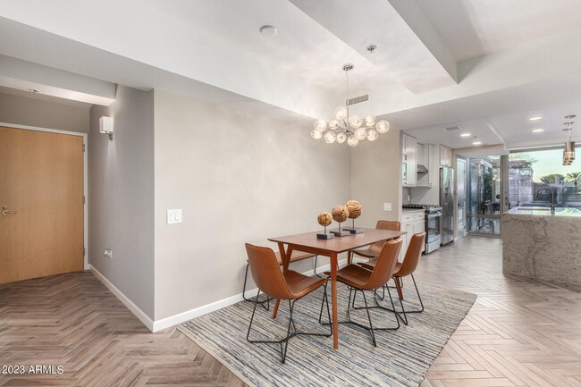 Building Photo - 7161 E Rancho Vista Dr