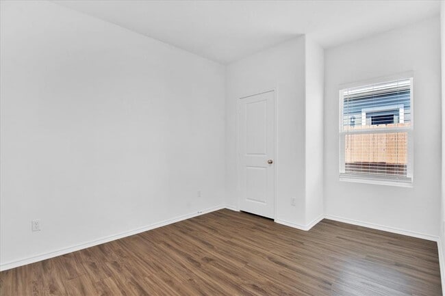 Building Photo - 1138 Cattail Ln