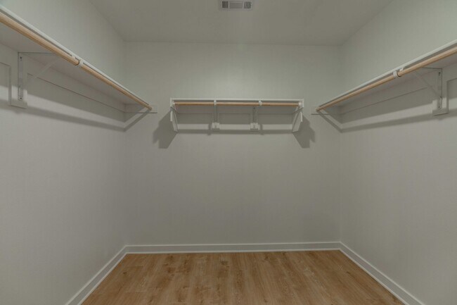 Building Photo - 4530 W Canyon Run Dr