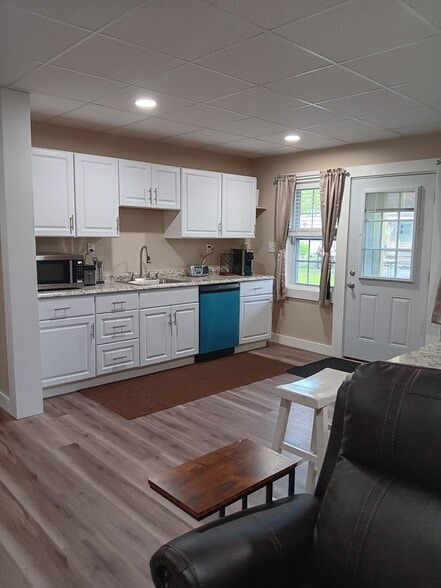 Building Photo - 135 Poland Rd