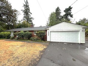 Building Photo - 6542 SW Seymour St