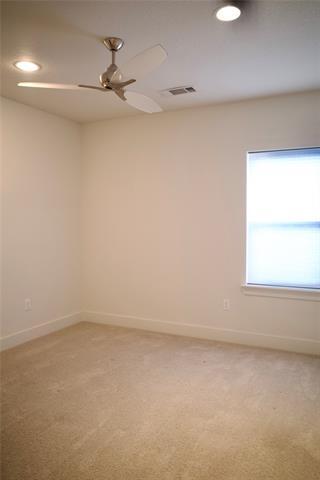 Building Photo - 207 Adrian Dr