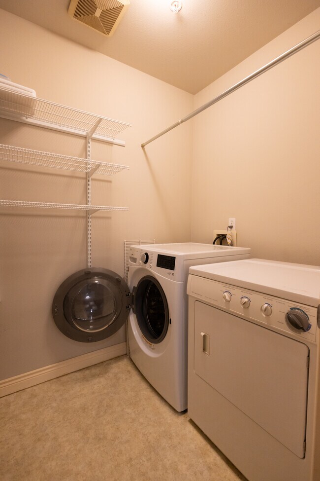 Building Photo - 17438 Bothell Way NE