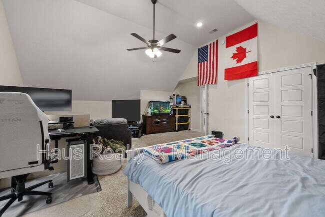 Building Photo - 433 Crestwicke Ct