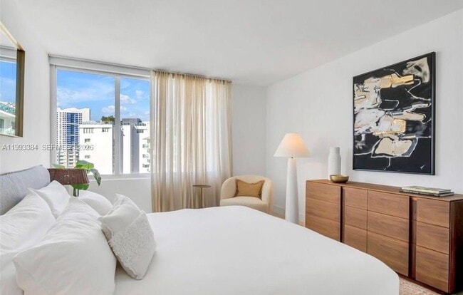 Building Photo - 1000 West Ave