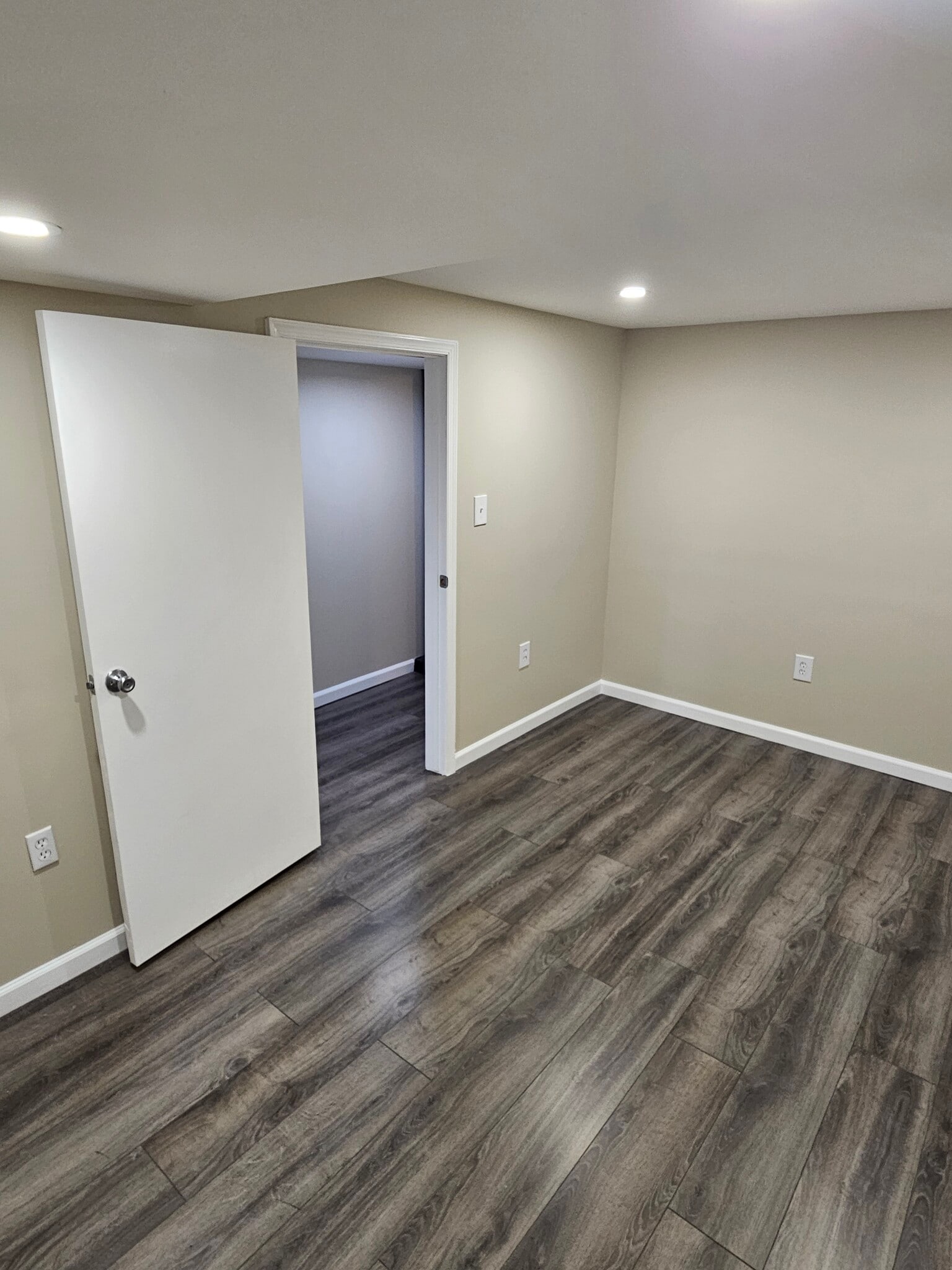 Den view 2 - 3503 Dunnington Rd