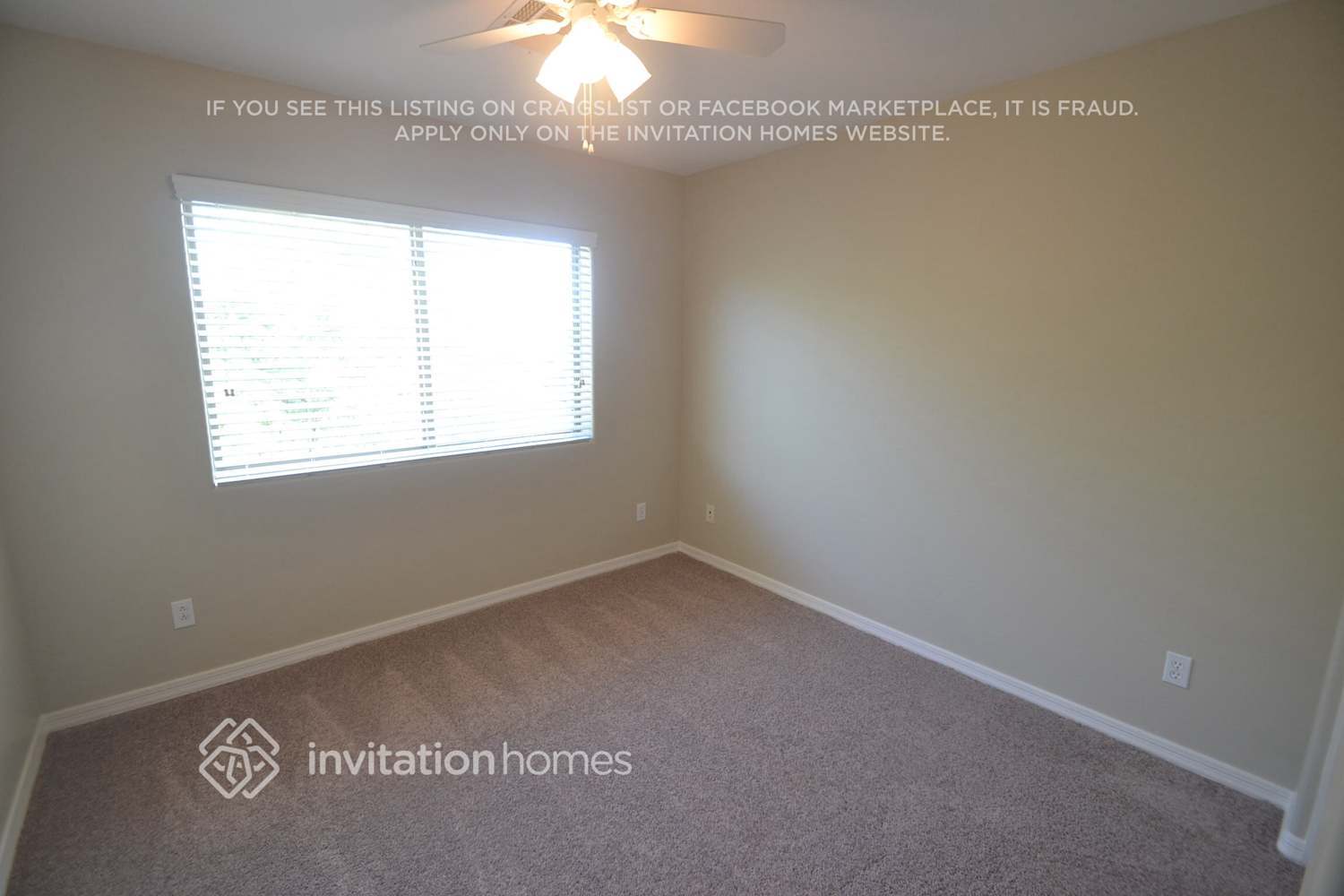 Building Photo - 10225 W Camelback Rd