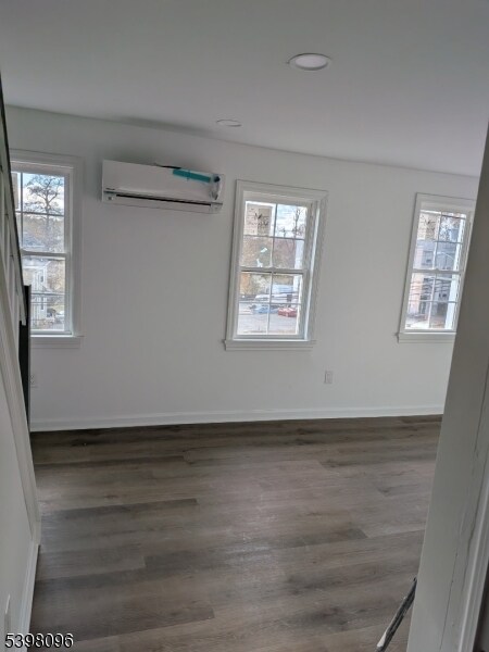 Building Photo - 173 US-46