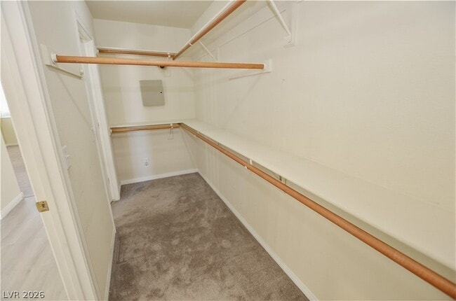 Building Photo - 747 Canyon Crest Dr