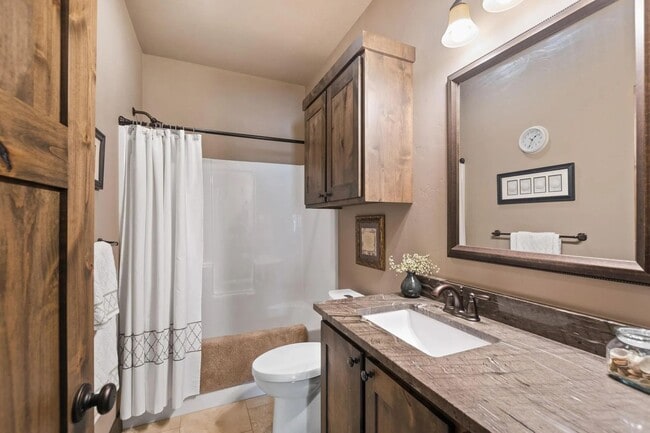 Building Photo - Glacier Ranch Home Available August 1