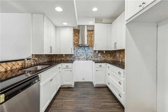 Building Photo - 2539 Larson Creek Cove NW